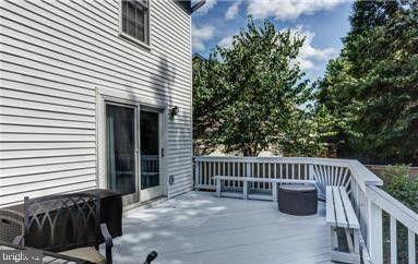 SIMMONS ACRES PLAT 5 - Residential