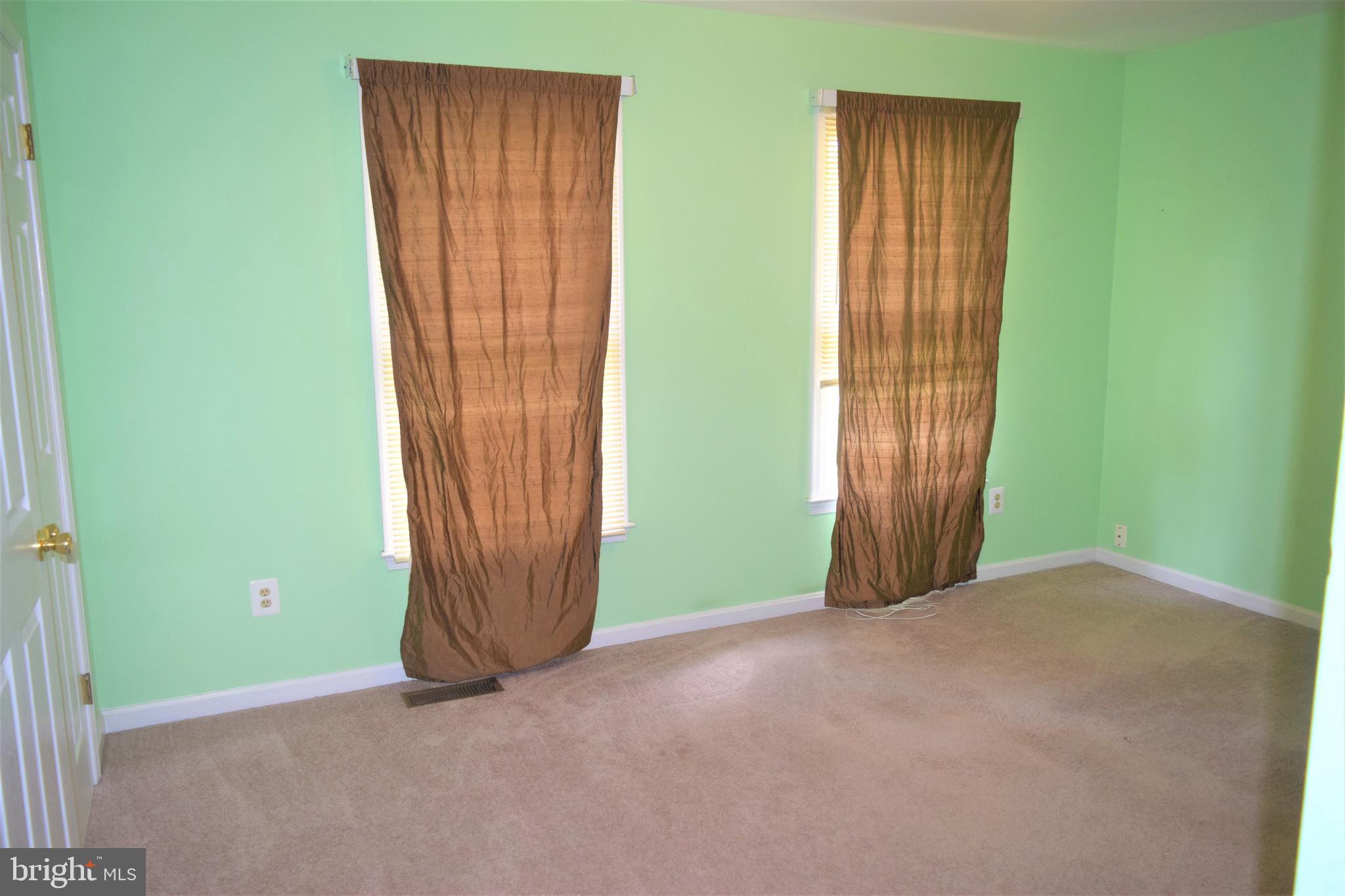 SIMMONS ACRES PLAT 5 - Residential