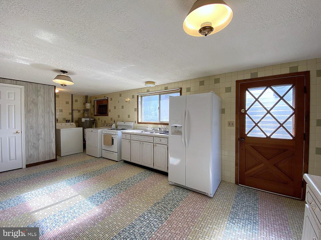 ROSEDALE - Residential