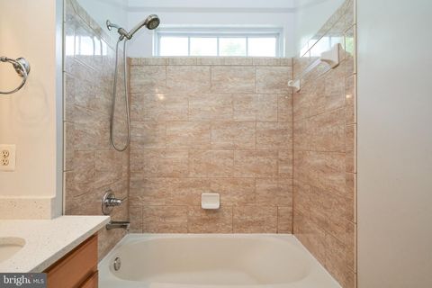 Tiny photo for 10196 Pale Rose Loop, BRISTOW, VA 20136 (MLS # VAPW2120686)