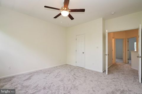Tiny photo for 10196 Pale Rose Loop, BRISTOW, VA 20136 (MLS # VAPW2120686)