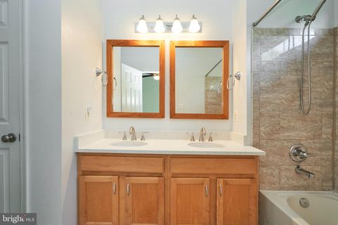 Tiny photo for 10196 Pale Rose Loop, BRISTOW, VA 20136 (MLS # VAPW2120686)