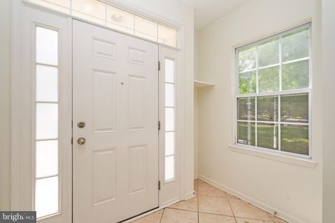 Tiny photo for 10196 Pale Rose Loop, BRISTOW, VA 20136 (MLS # VAPW2120686)