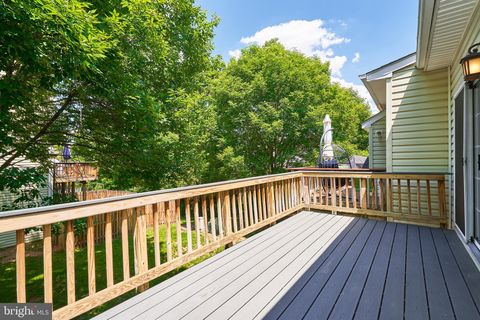 Tiny photo for 10196 Pale Rose Loop, BRISTOW, VA 20136 (MLS # VAPW2120686)