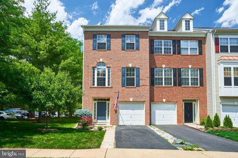 Tiny photo for 10196 Pale Rose Loop, BRISTOW, VA 20136 (MLS # VAPW2120686)