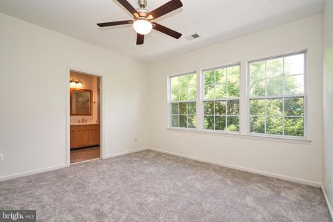 Tiny photo for 10196 Pale Rose Loop, BRISTOW, VA 20136 (MLS # VAPW2120686)