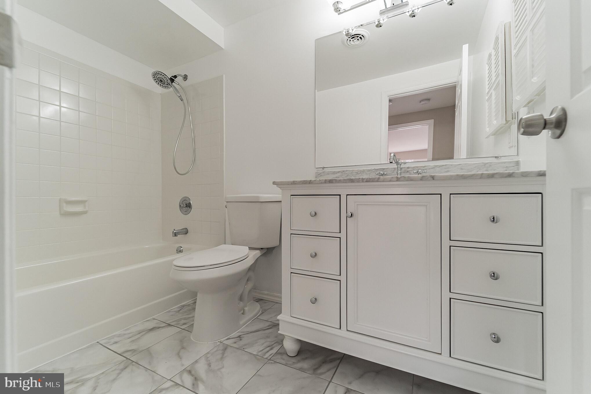 MONTPELIER WOODS- PLAT S - Residential