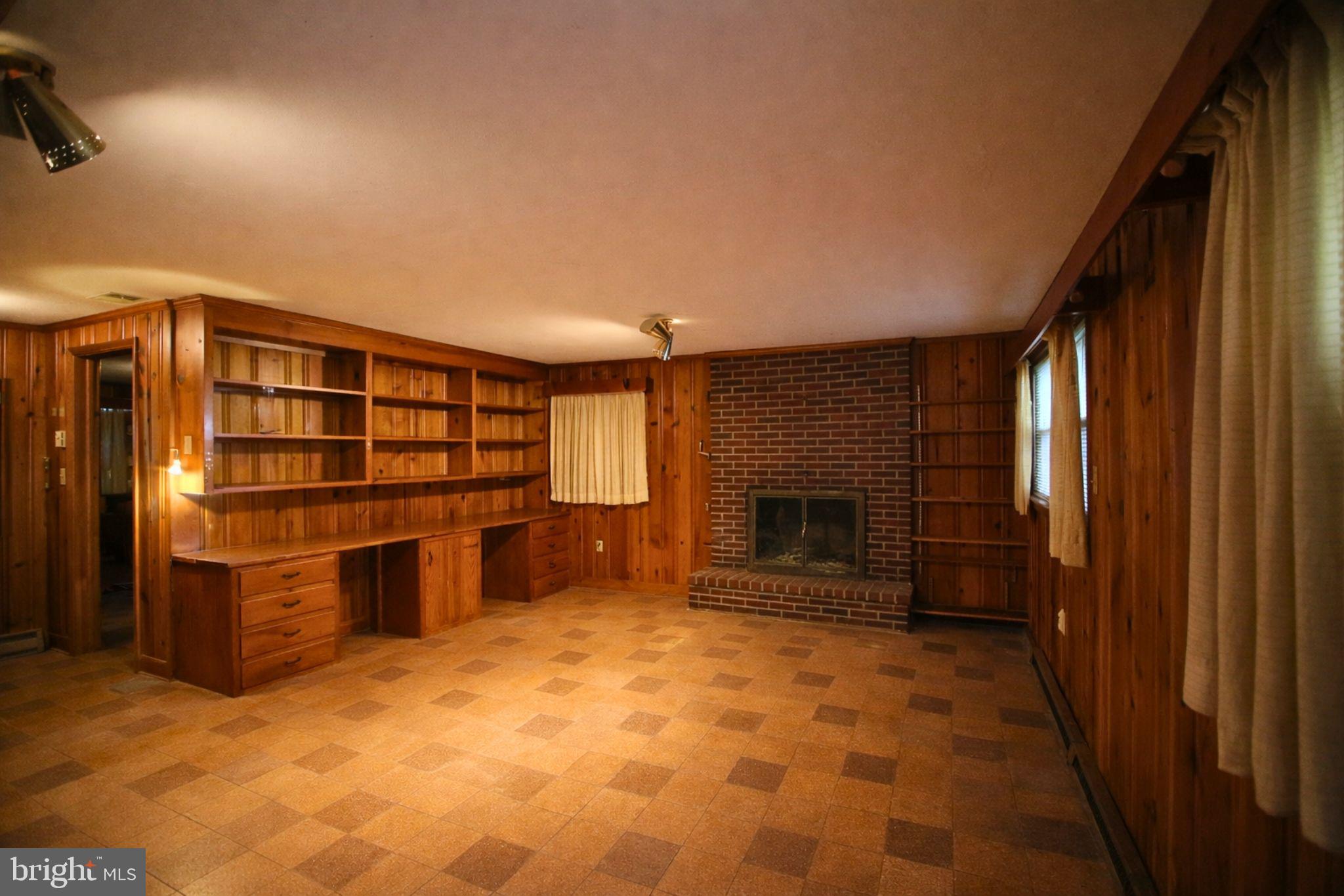 ROSEDALE - Residential