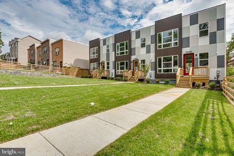 3830 1ST STREET SE WASHINGTON DC 20032