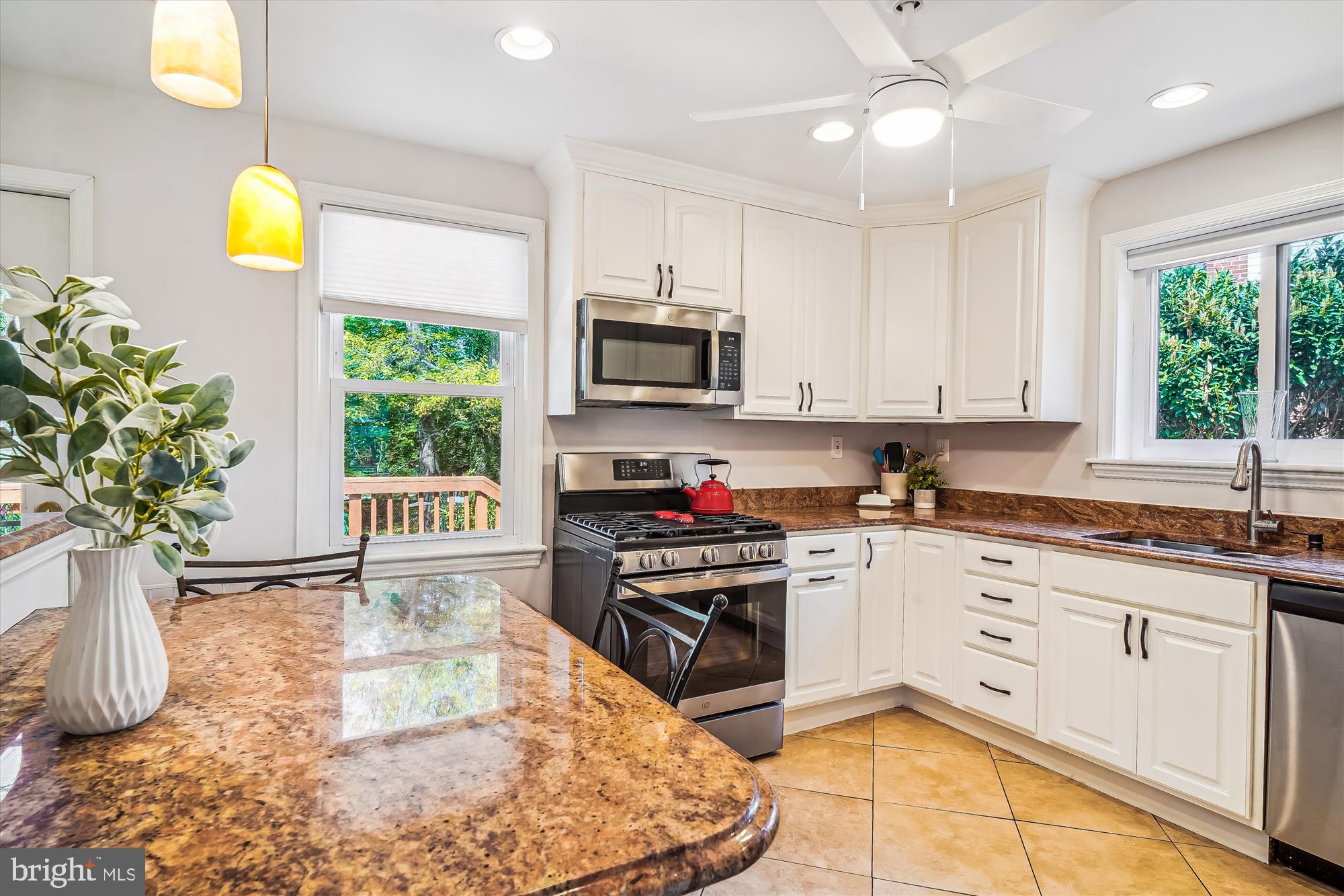 WHEATON HILLS - Residential