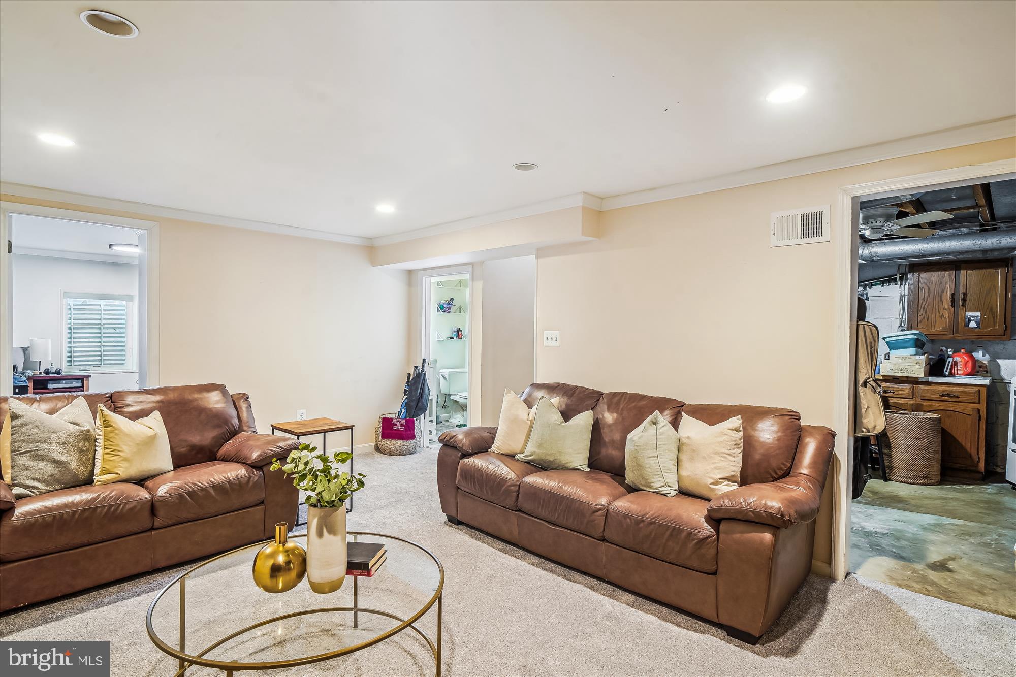 WHEATON HILLS - Residential