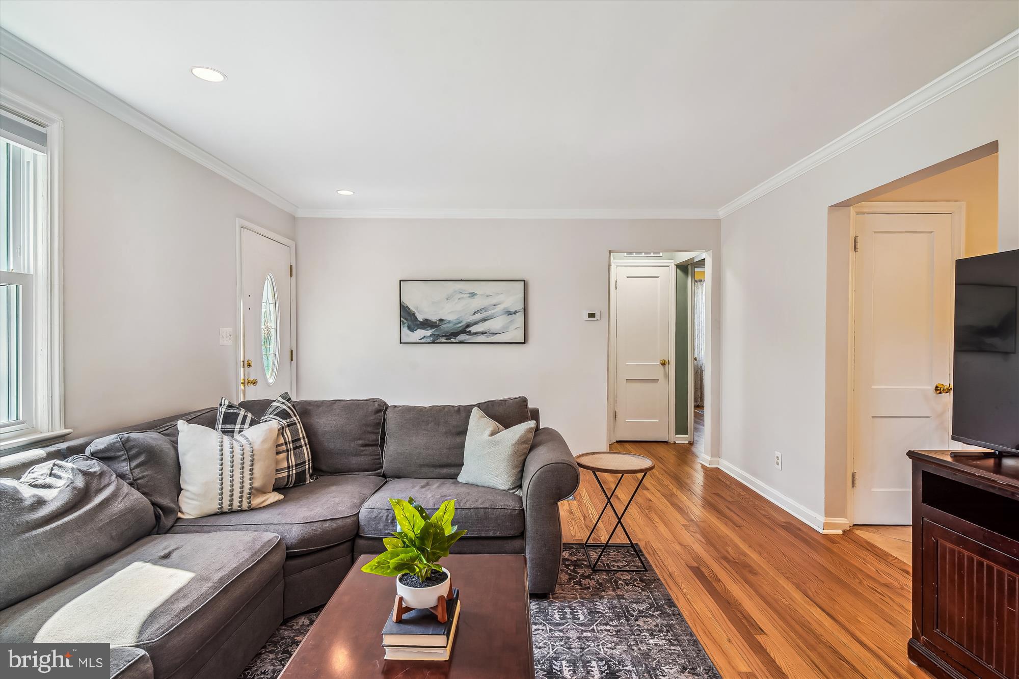 WHEATON HILLS - Residential