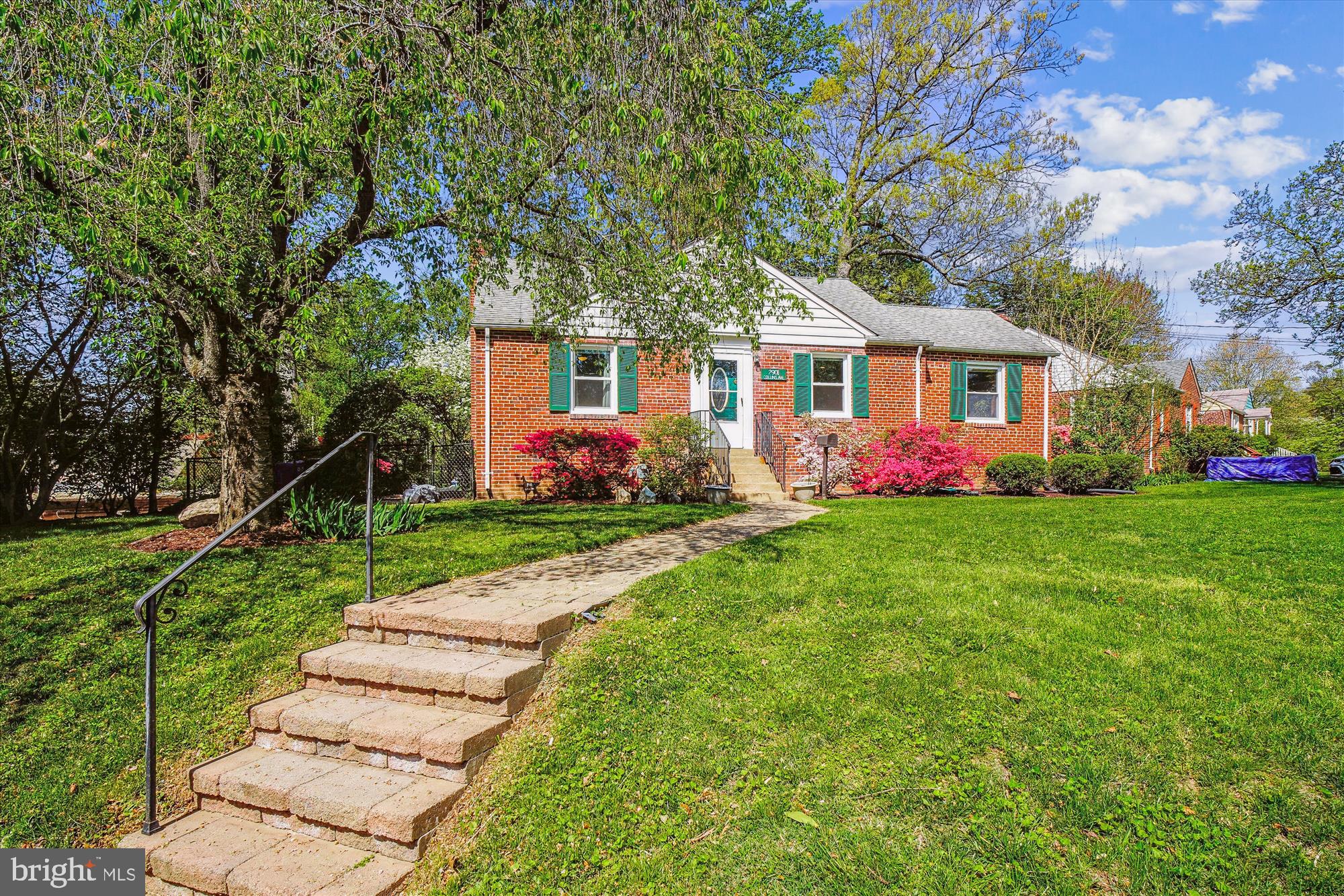 WHEATON HILLS - Residential