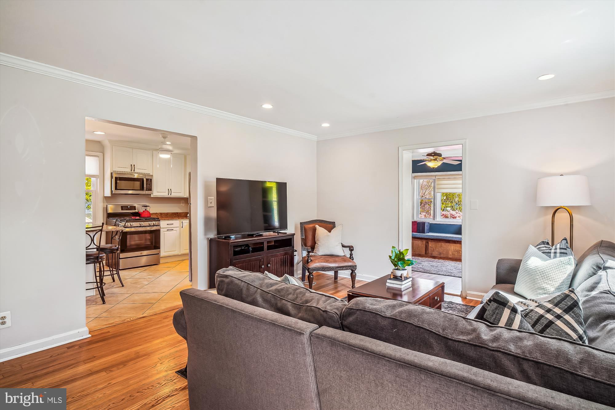 WHEATON HILLS - Residential