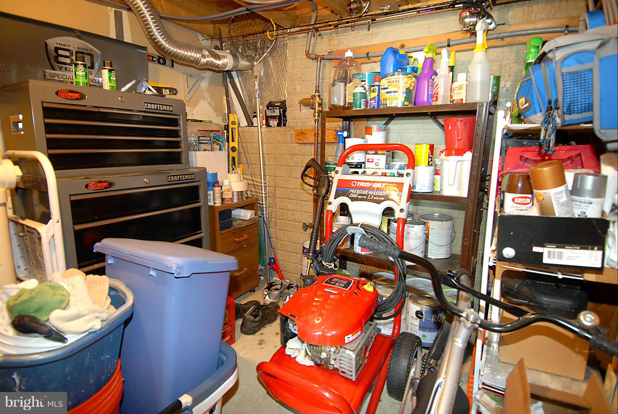 WINSLOW CHASE - Residential