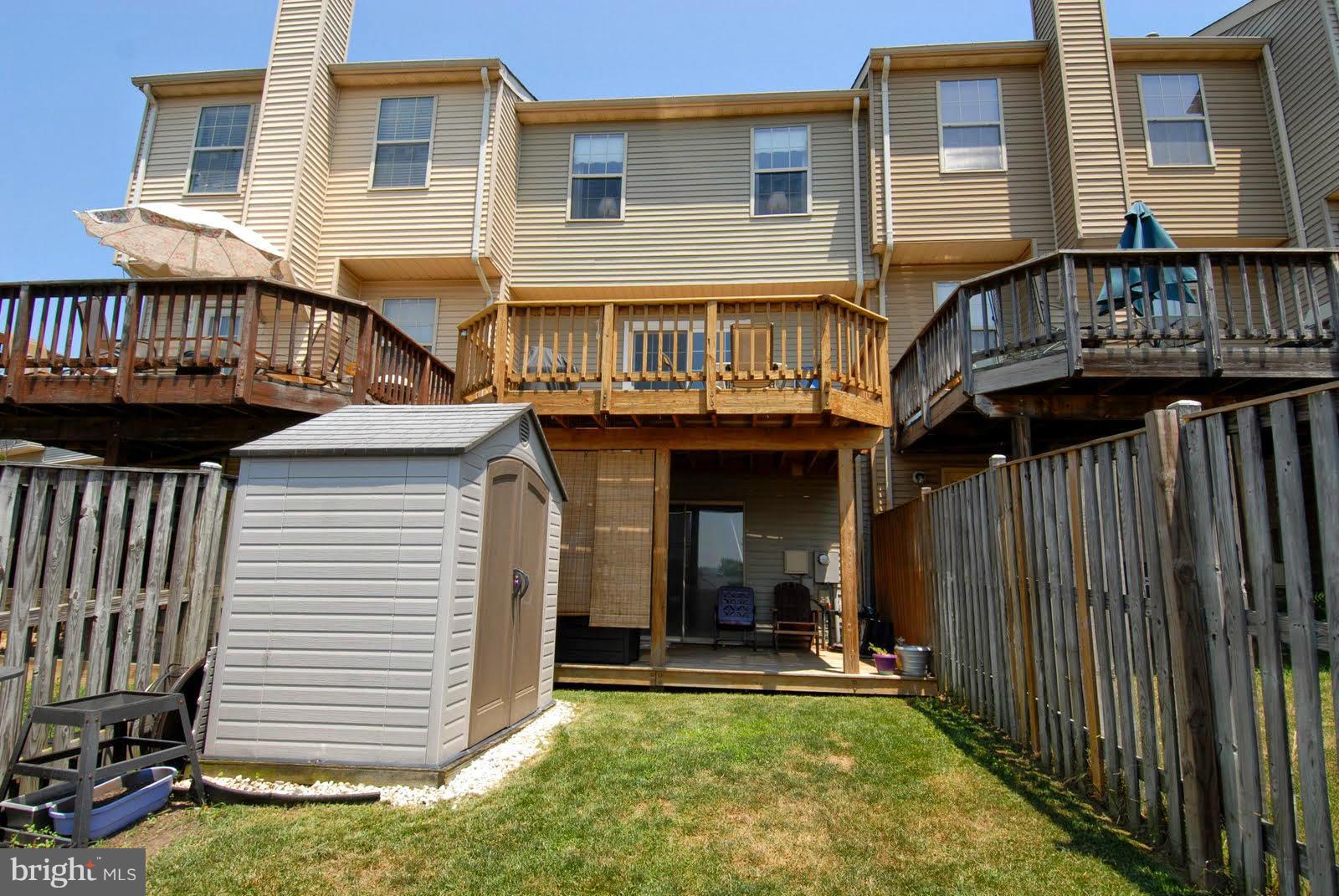 WINSLOW CHASE - Residential