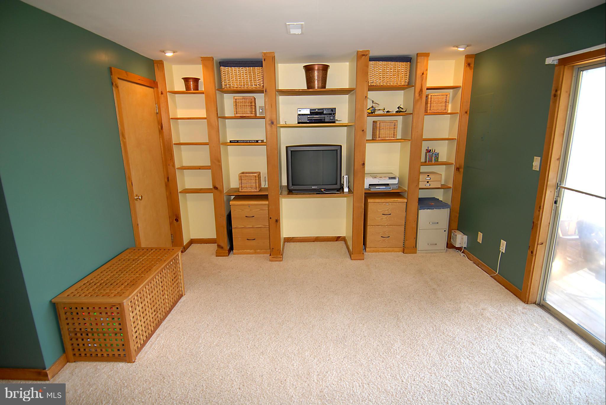 WINSLOW CHASE - Residential