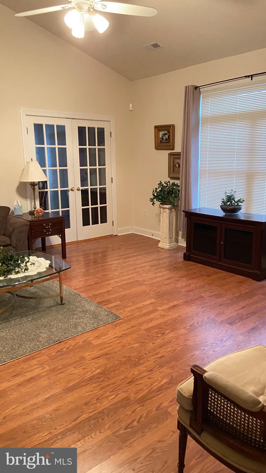 AUTUMN GLEN - Residential