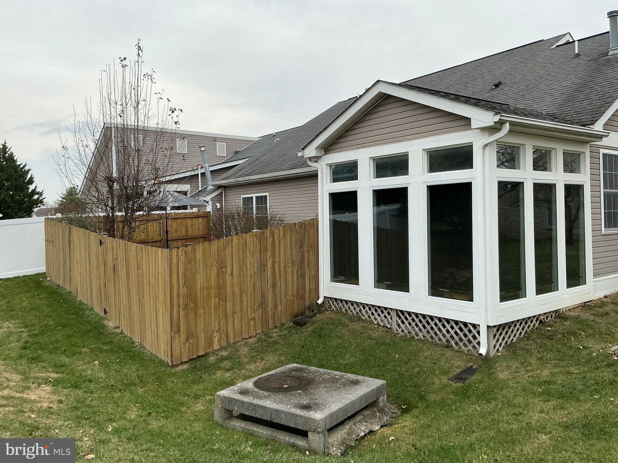 AUTUMN GLEN - Residential