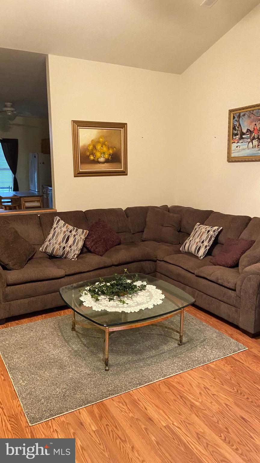 AUTUMN GLEN - Residential