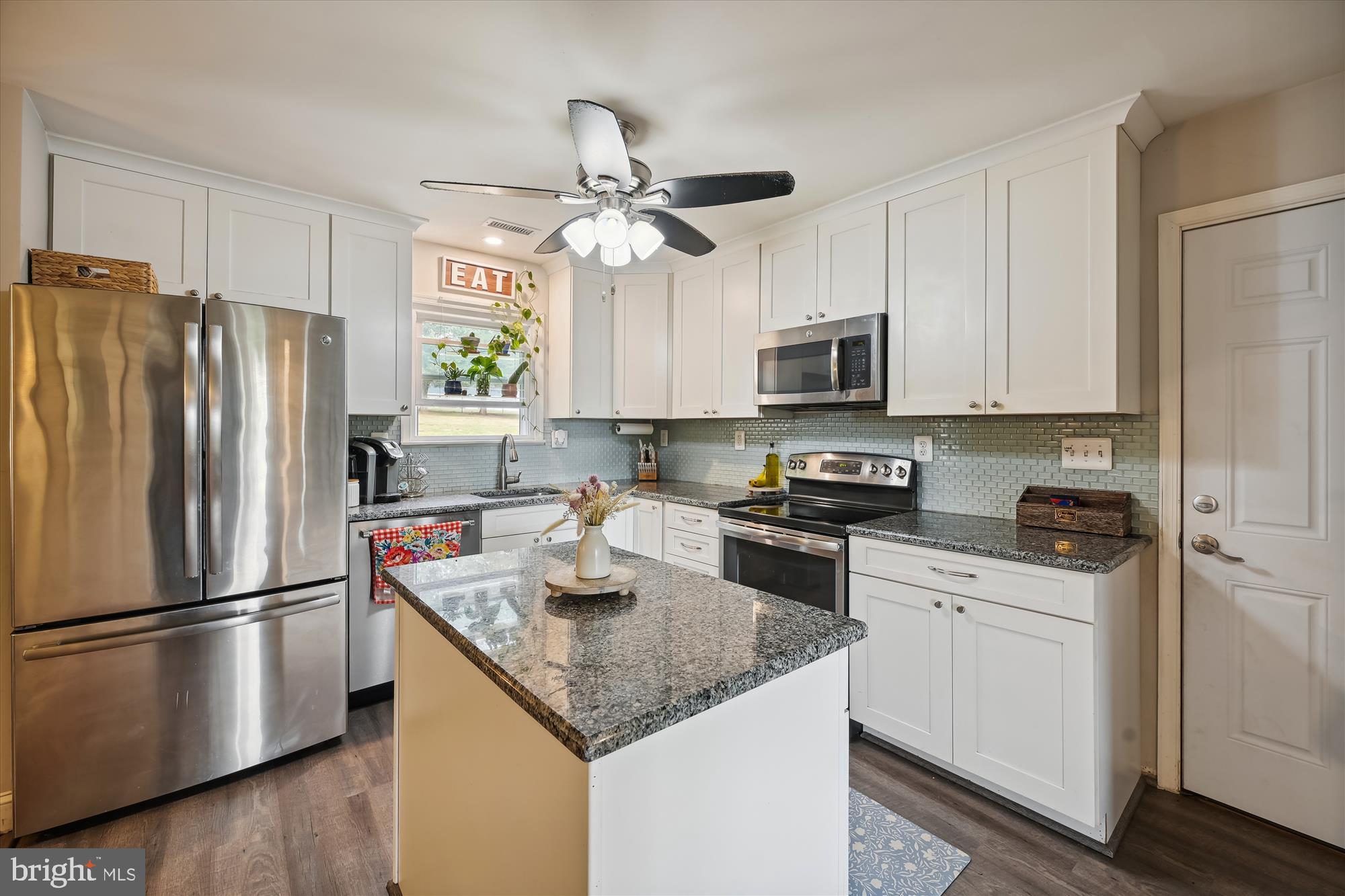 SUNSET HILLS - Residential