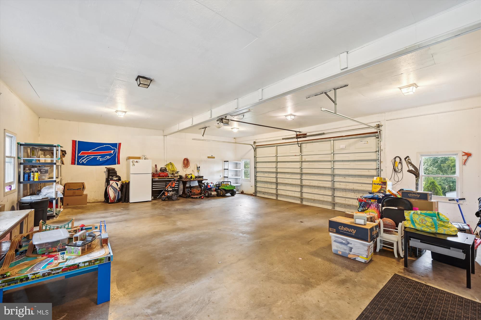 SUNSET HILLS - Residential