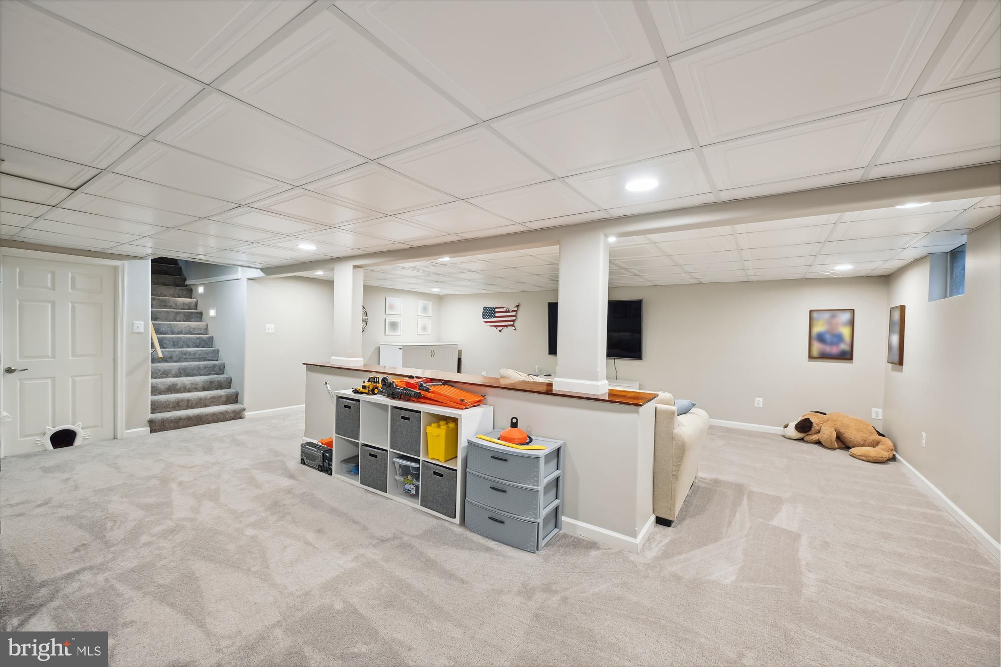 SUNSET HILLS - Residential