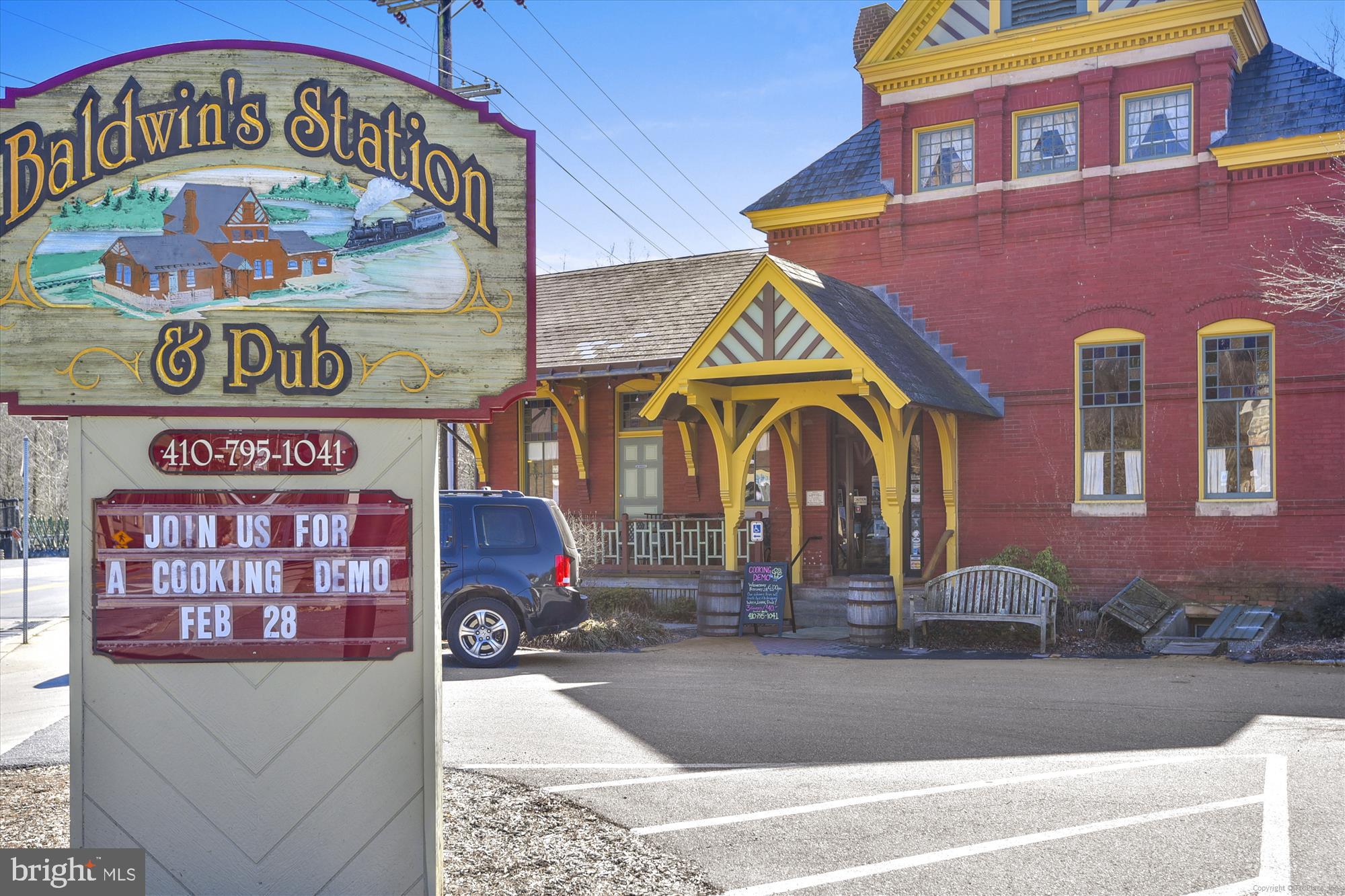 SUNSET HILLS - Residential