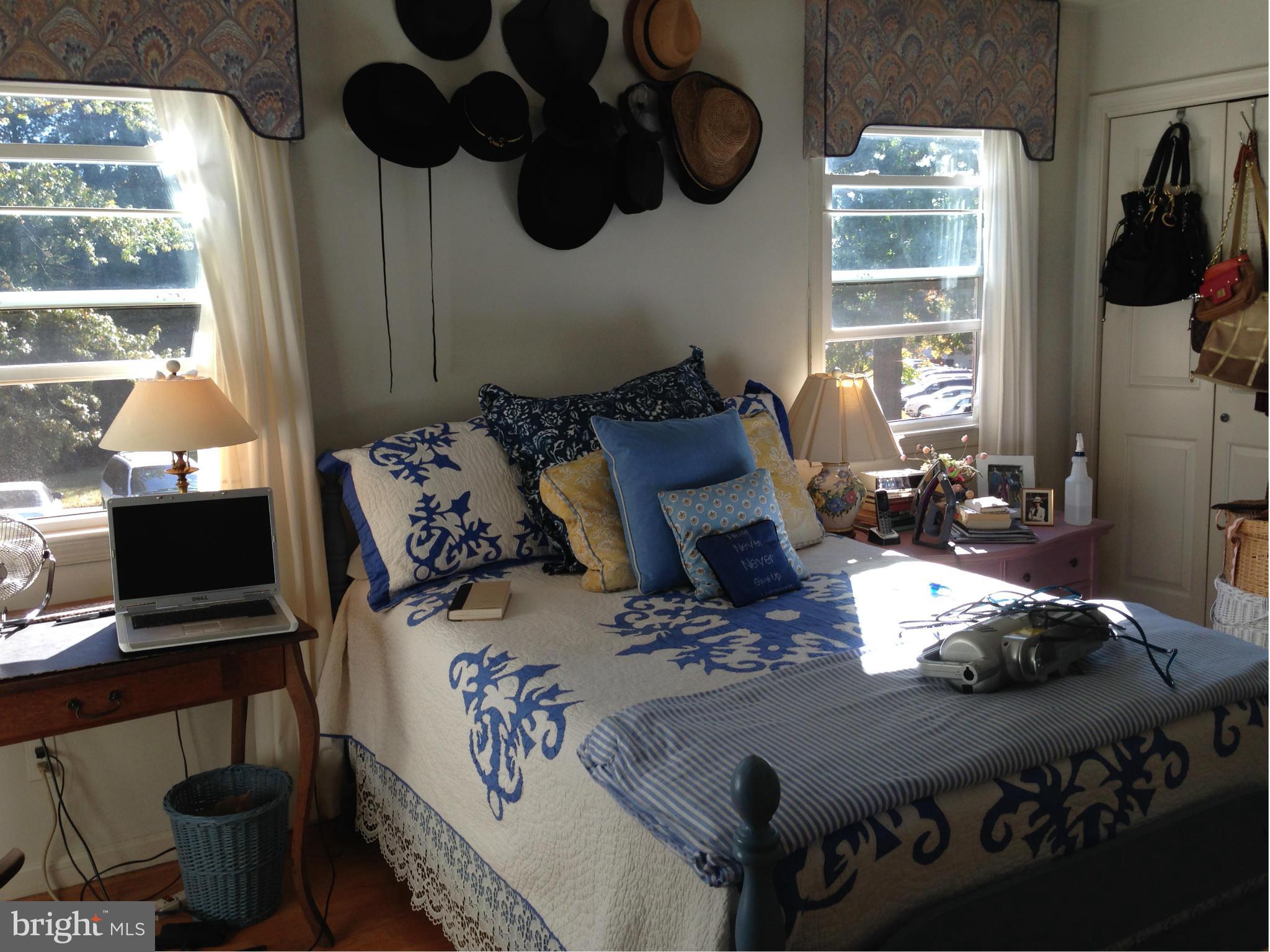 SPRING VALLEY - Residential