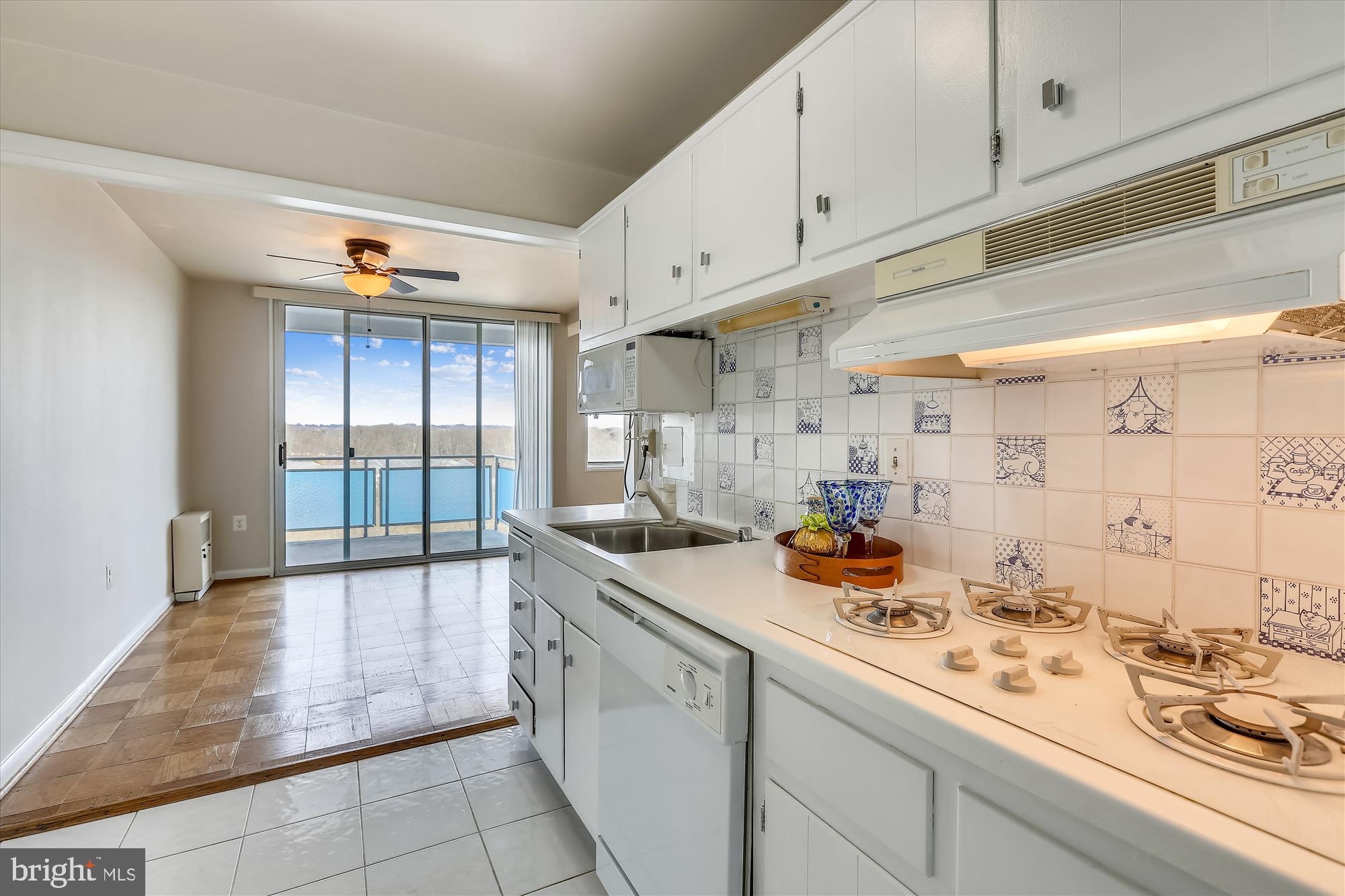 GROSVENOR PARK - Residential Lease