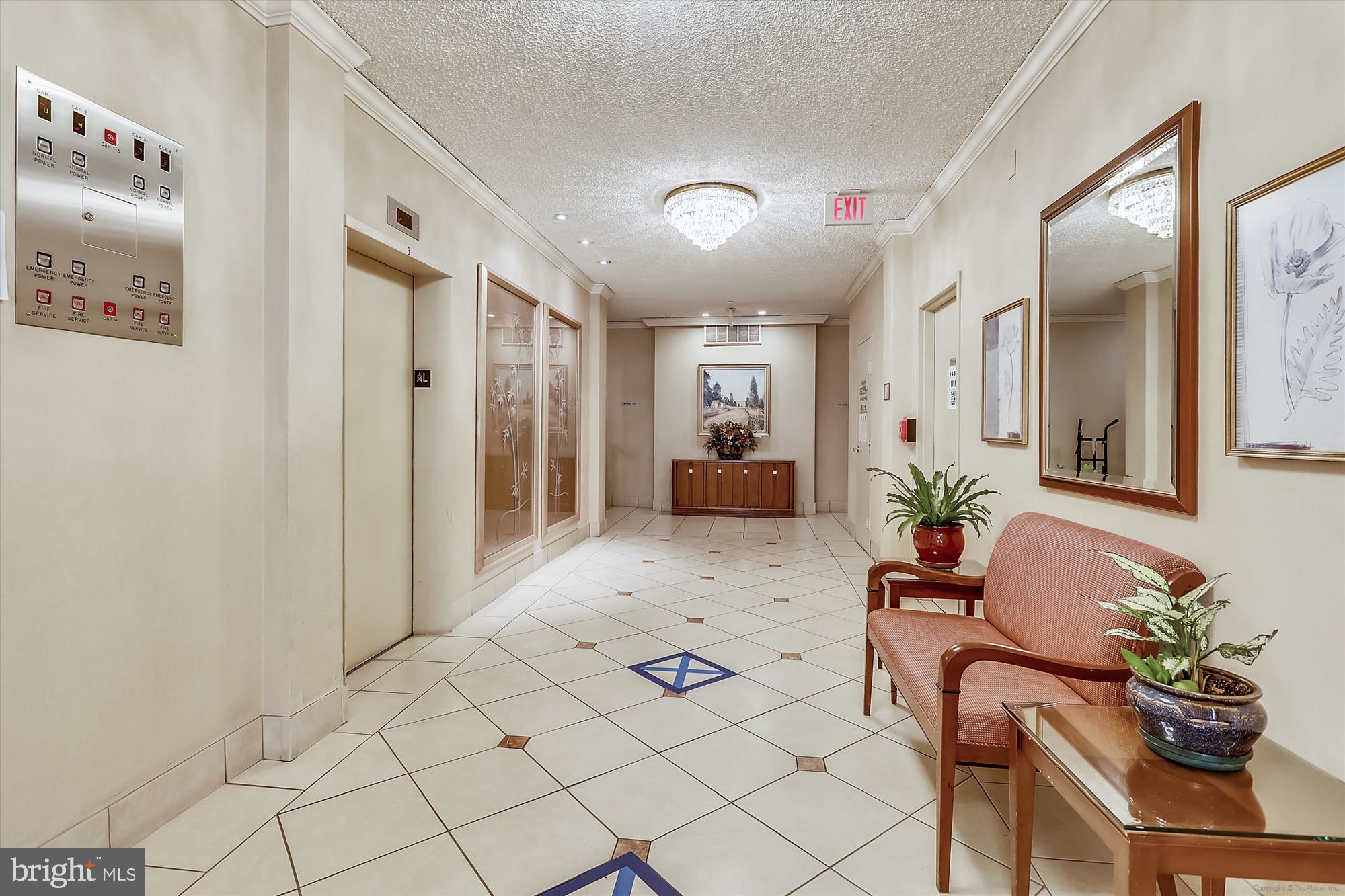 GROSVENOR PARK - Residential Lease