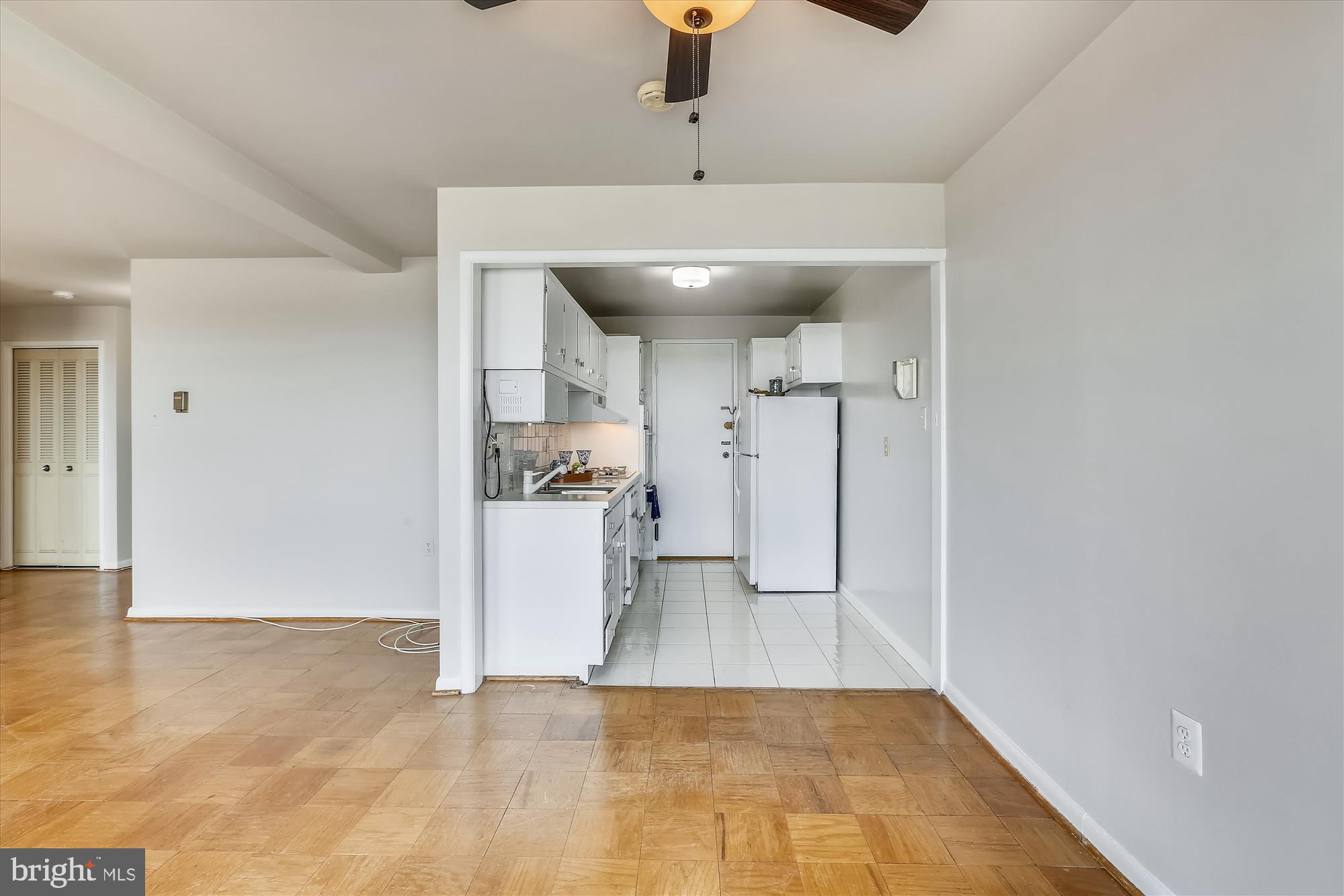 GROSVENOR PARK - Residential Lease