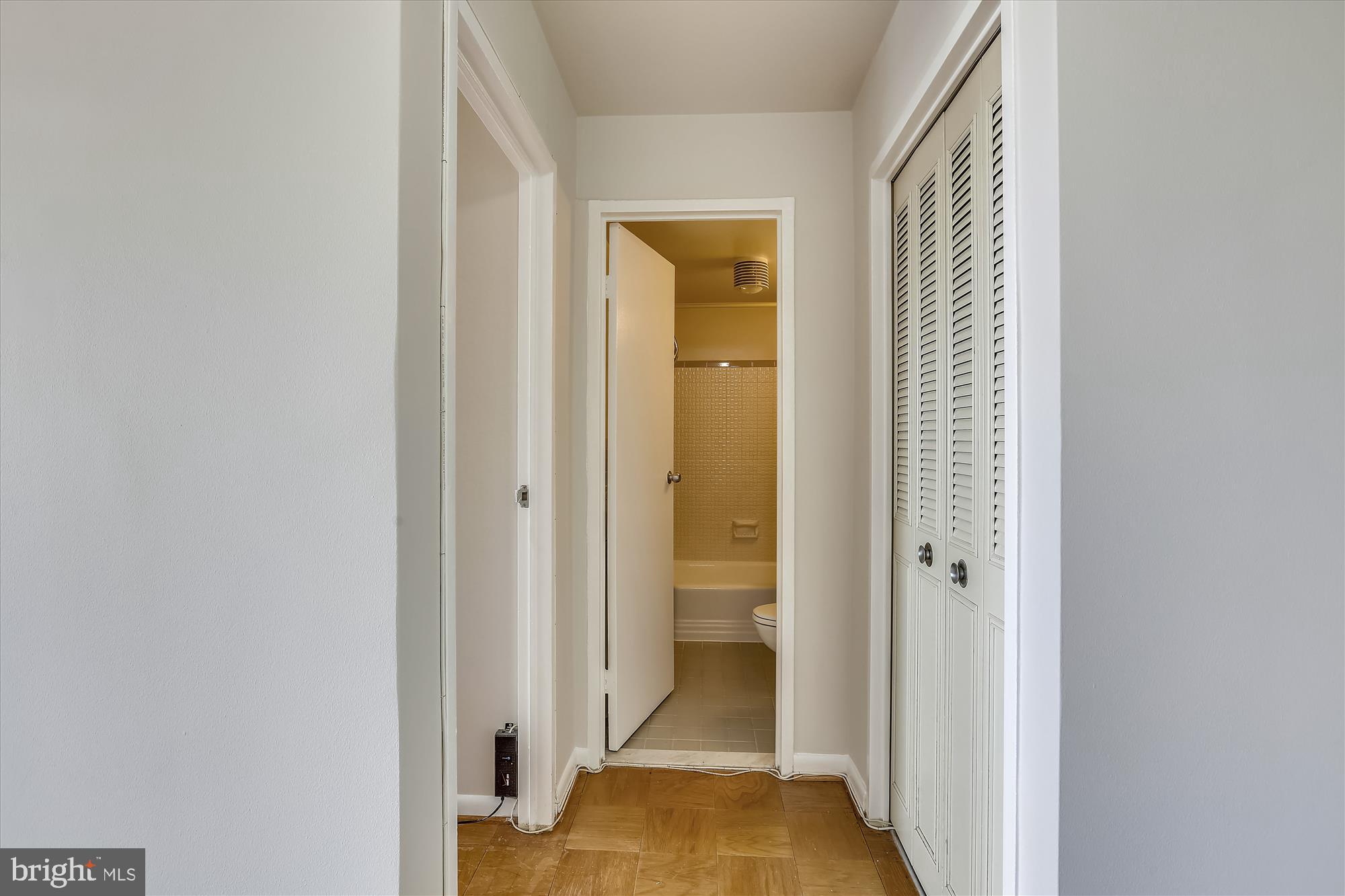 GROSVENOR PARK - Residential Lease