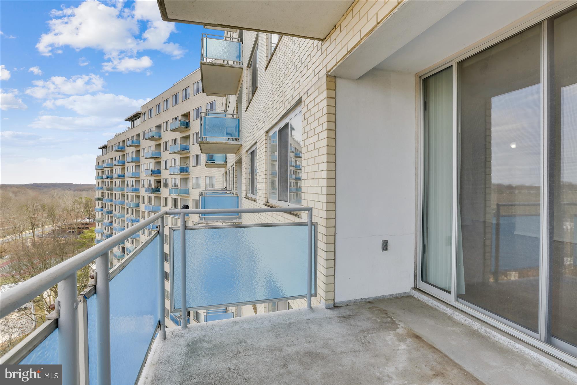 GROSVENOR PARK - Residential Lease