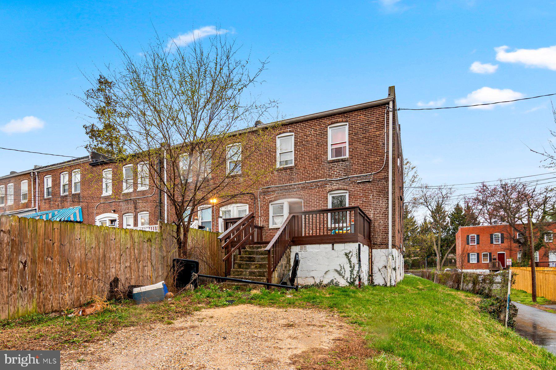 RITCHIE HEIGHTS - Residential