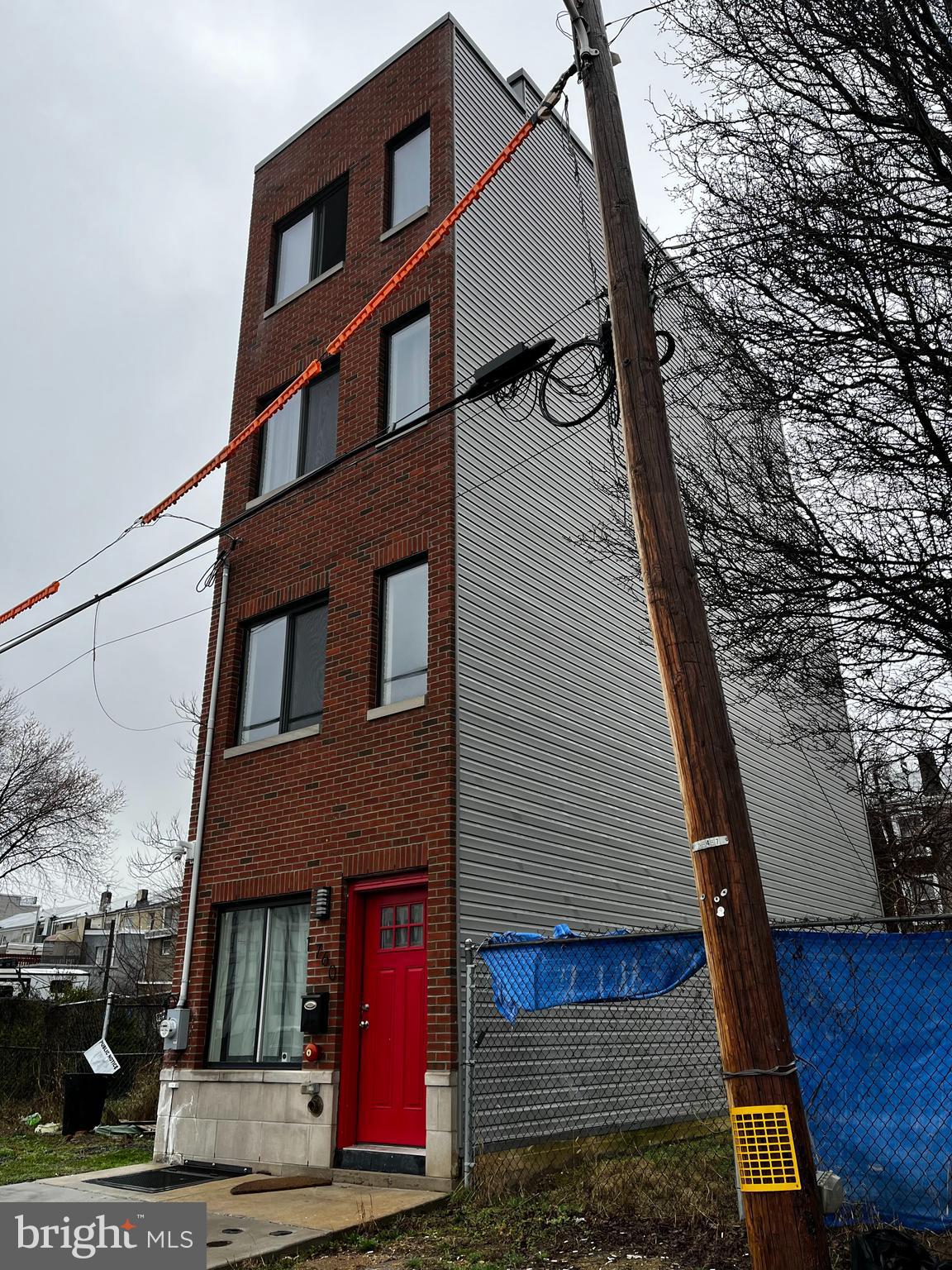 OLDE KENSINGTON - Residential