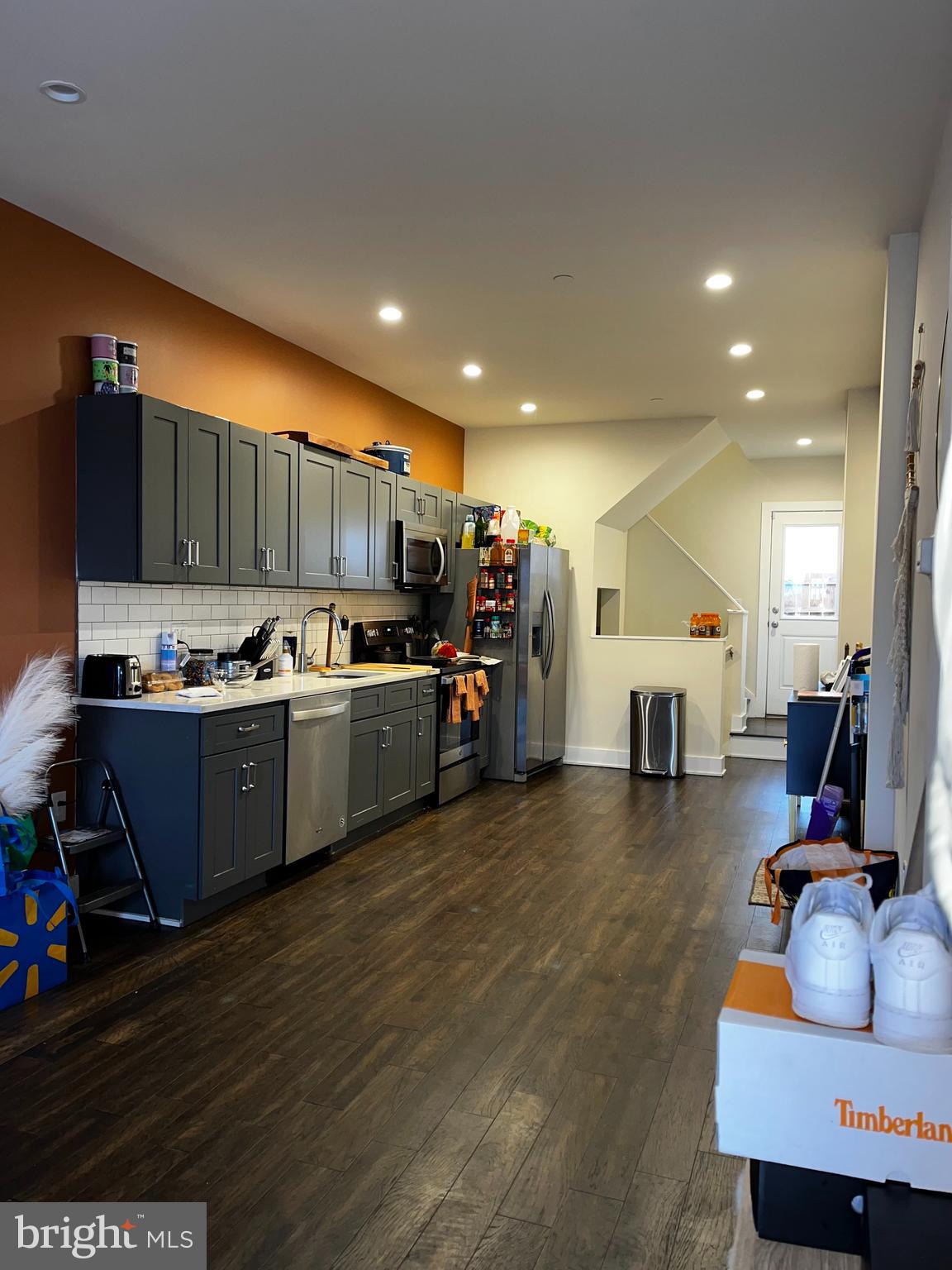 OLDE KENSINGTON - Residential