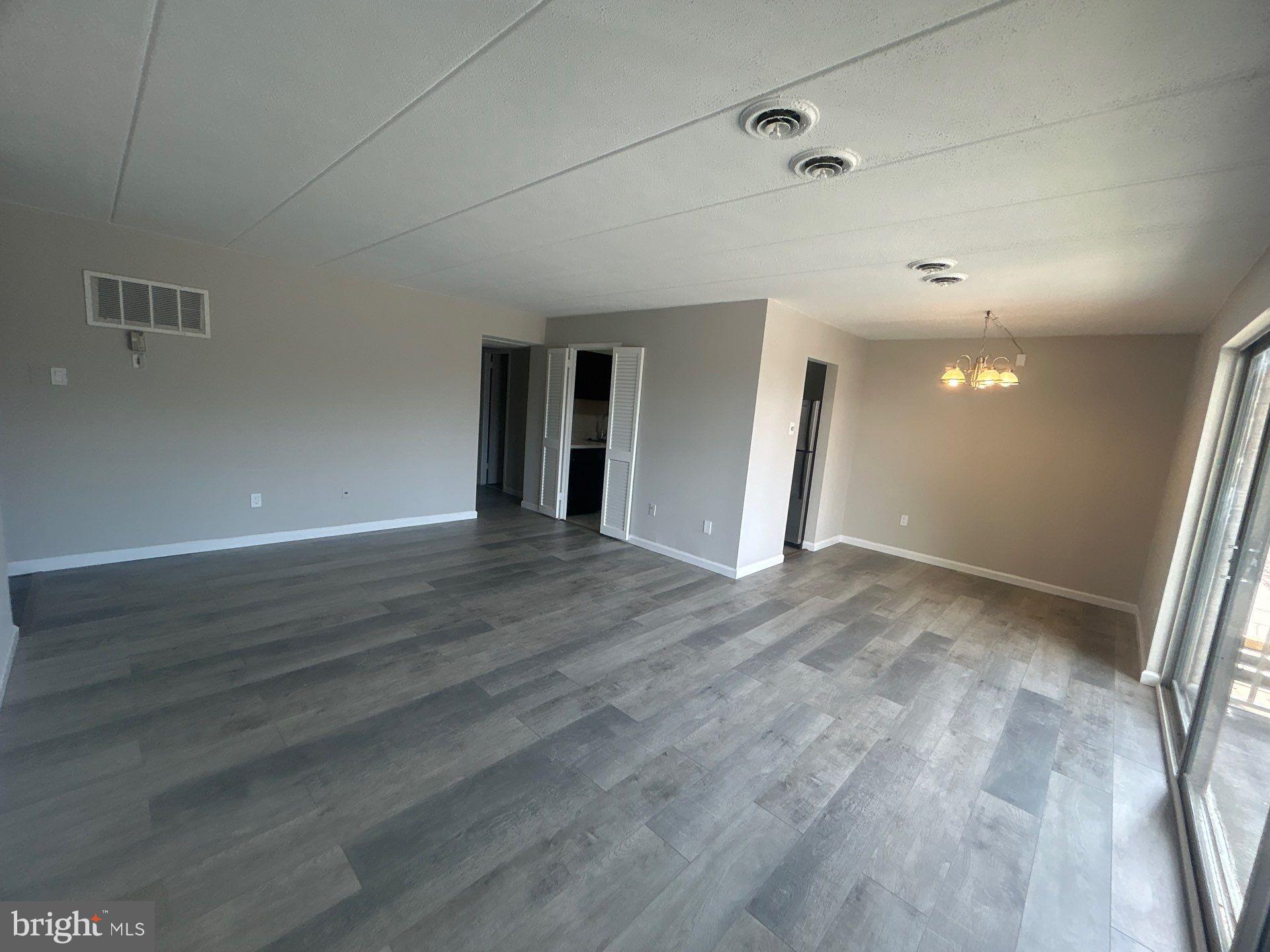 HUNTINGTON CLUB - Residential Lease