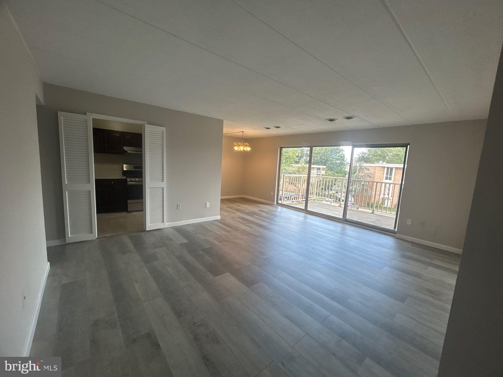 HUNTINGTON CLUB - Residential Lease