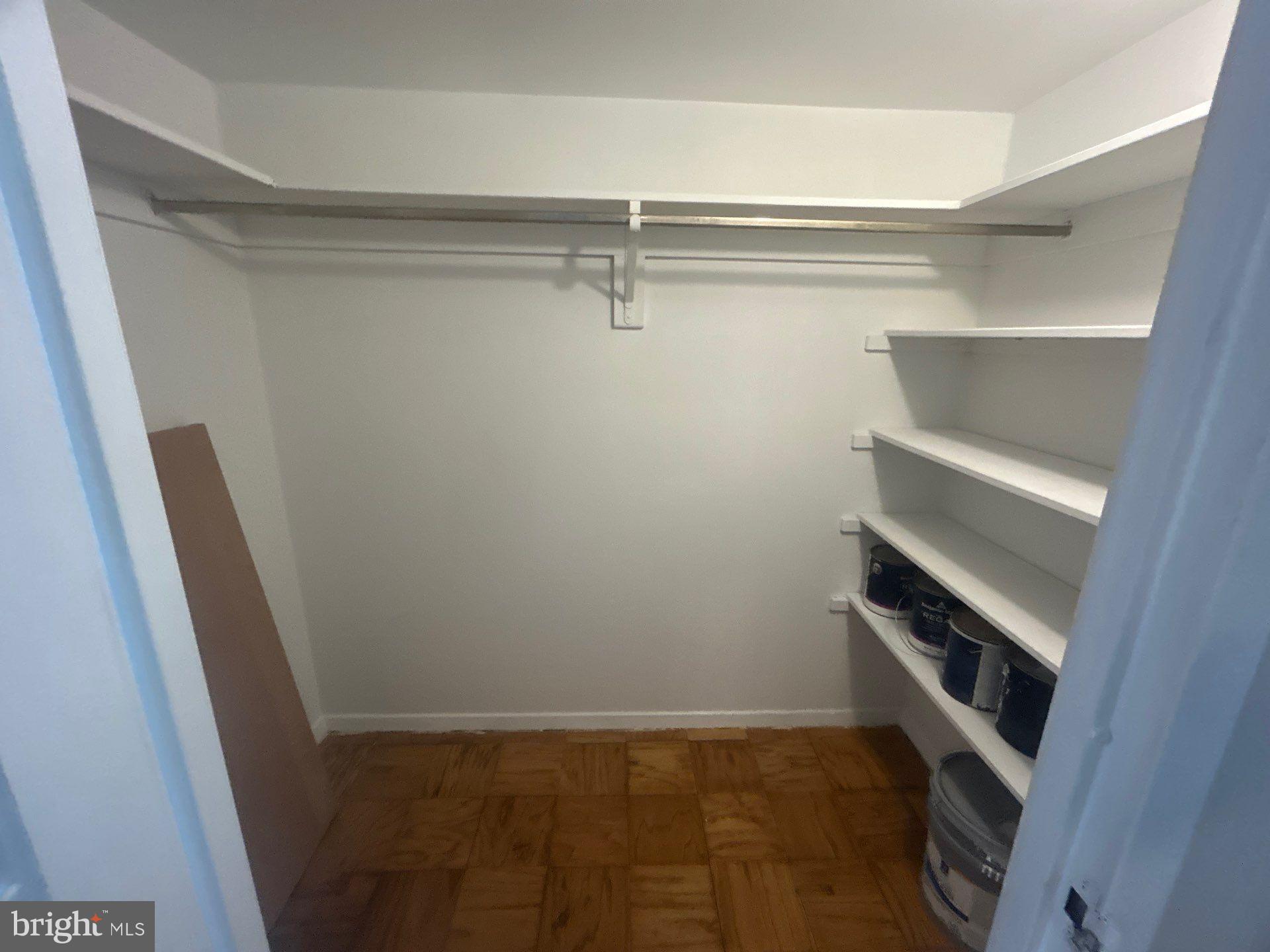 HUNTINGTON CLUB - Residential Lease