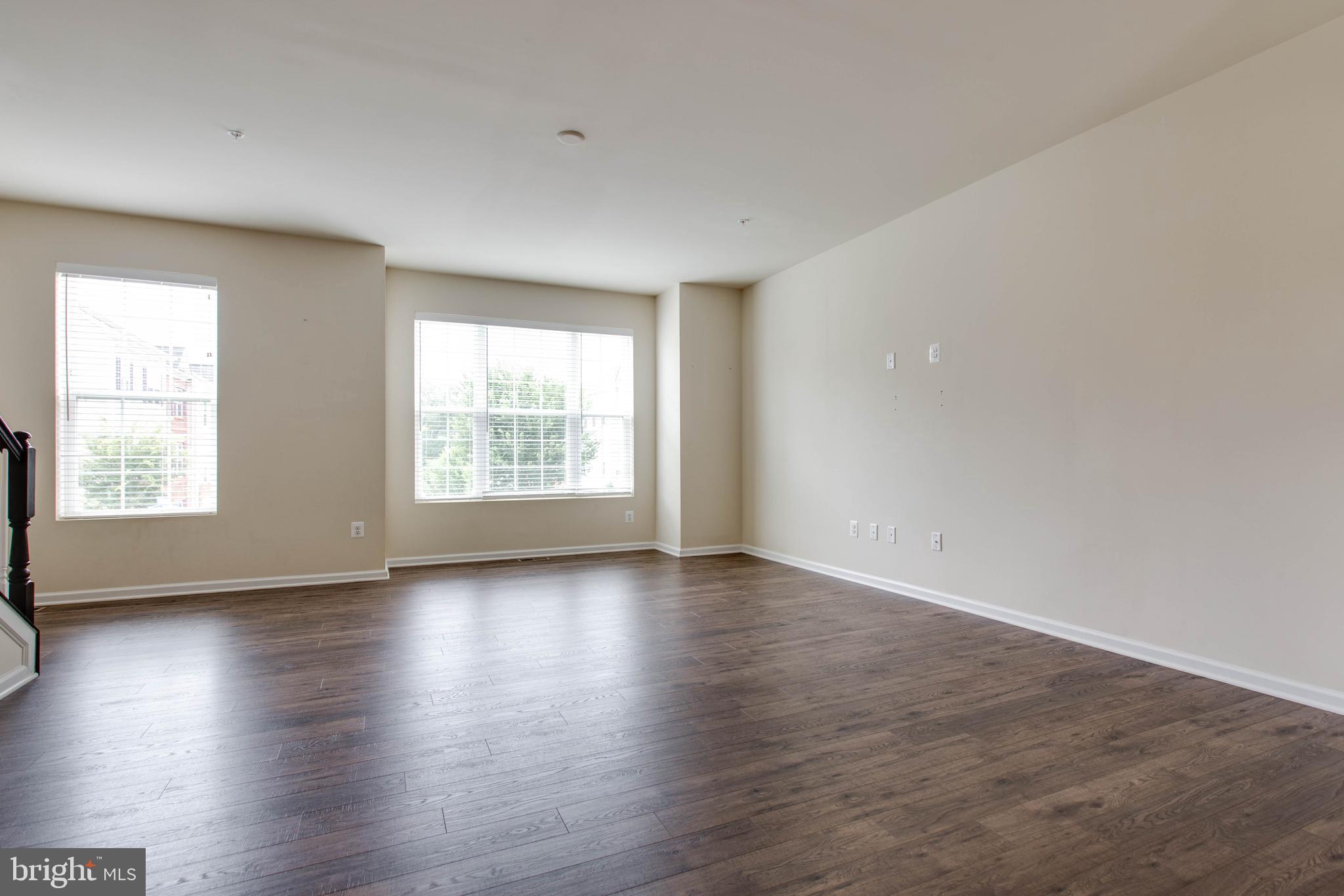 DORCHESTER VIEW - Residential Lease