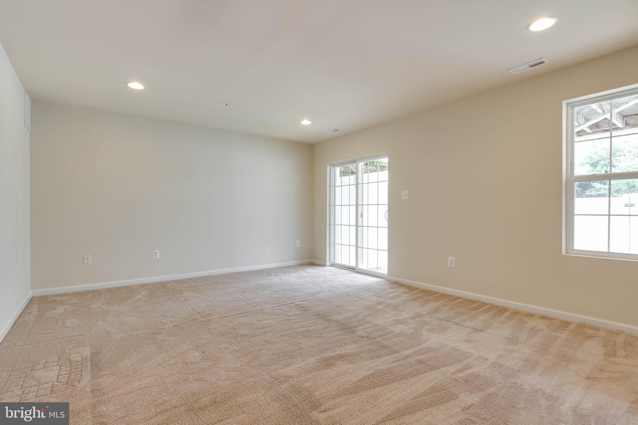 DORCHESTER VIEW - Residential Lease