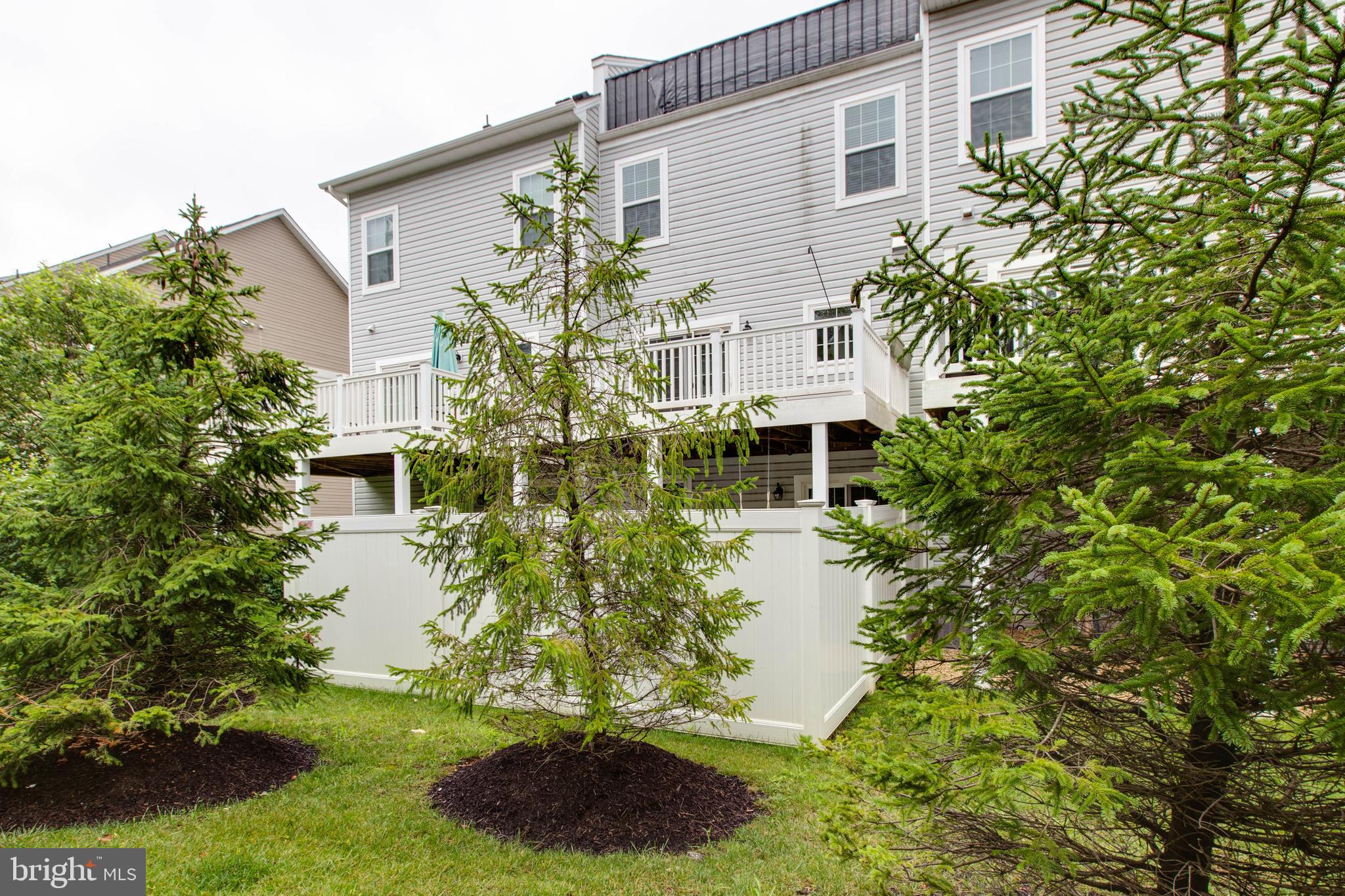 DORCHESTER VIEW - Residential Lease