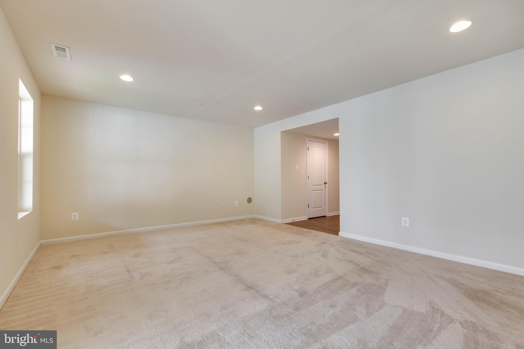 DORCHESTER VIEW - Residential Lease