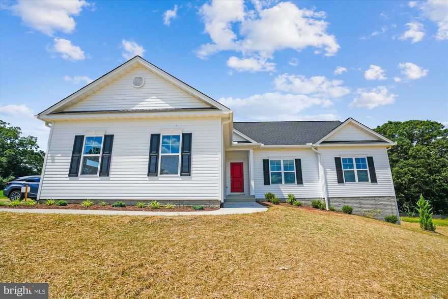 OPEN HOUSE OPPORTUNITY TO VIEW A TRIGON BUILT HOME AT ANOTHER LOCATION:  OPEN HOUSE  SAT 7/13 & SUN 7/14 11:00-2:00.  OPEN HOUSE LOCATION IS 8141 OLD WATERLOO RD, WARRENTON 20186. HOPE TO SEE YOU THERE.   MODEL TO BE VIEWED IS THE SUSSEX.

GORGEOUS LOT! CHOOSE YOUR PLAN.  TO BE BUILT -   BUILD The Caroline Model on this  5 acre lot in Jeffersonton that offers the perfect blend of open and wooded land.    Home offers 9' ceilings on main floor and  a full unfinished basement with rough in plumbing for future expansion and 2 car gar. Open concept,  great room open  to kitchen.  Kitchen boasts an island,  granite counter tops, Blanco granite composite kitchen sink, 42" maple cabinets.  Luxury Vinyl Plank  flooring (LVP) in kitchen baths, foyer and laundry room.  Quality construction, builder allows CUSTOMIZATION  to the floor plans or will allow the buyer to select an a different plan.  No charge for modifying plans  unless buyer adds square footage.   If the buyer uses 1 of the Preferred Lenders and title company buyer is credited $5000.00 towards closing costs, at closing. Check out the standard features attached here.  No HOA.  THERE ARE HOMES UNDER CONSTRUCTION AT ANOTHER LOCATION THAT WE CAN SHOW. other lots and other floor plans priced see attachments.  Builder is contract owner.