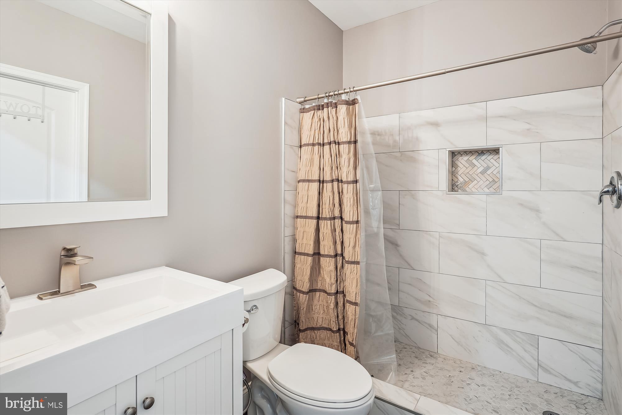 WATERFORD VIEW ESTATES - Residential