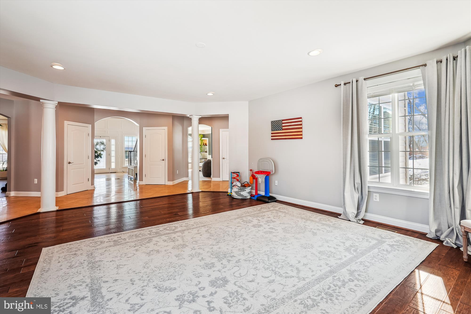 WATERFORD VIEW ESTATES - Residential