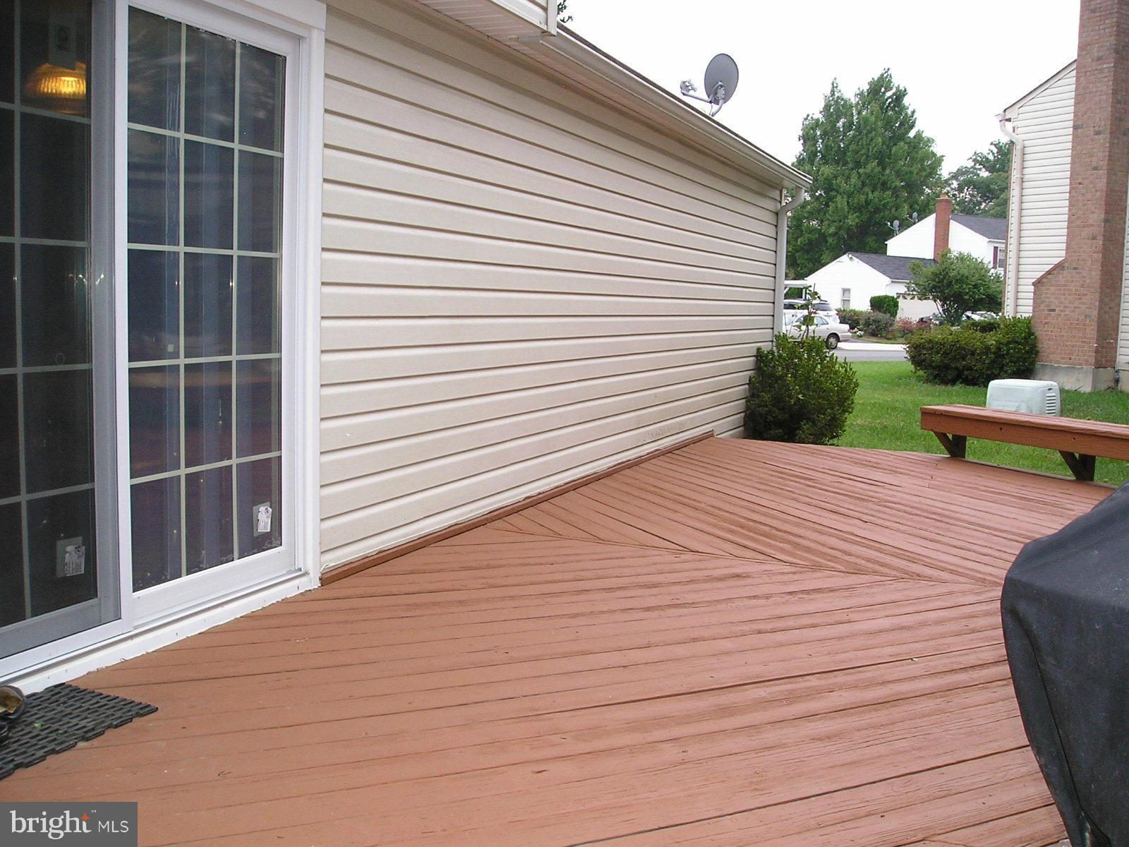 FOX MILL ESTATES - Residential Lease