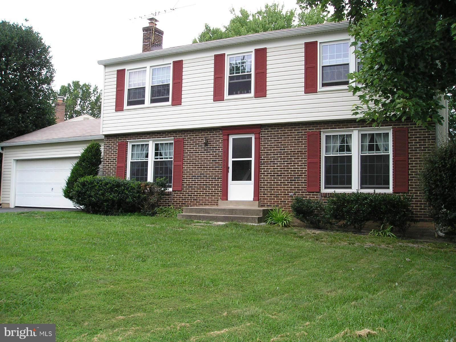 FOX MILL ESTATES - Residential Lease