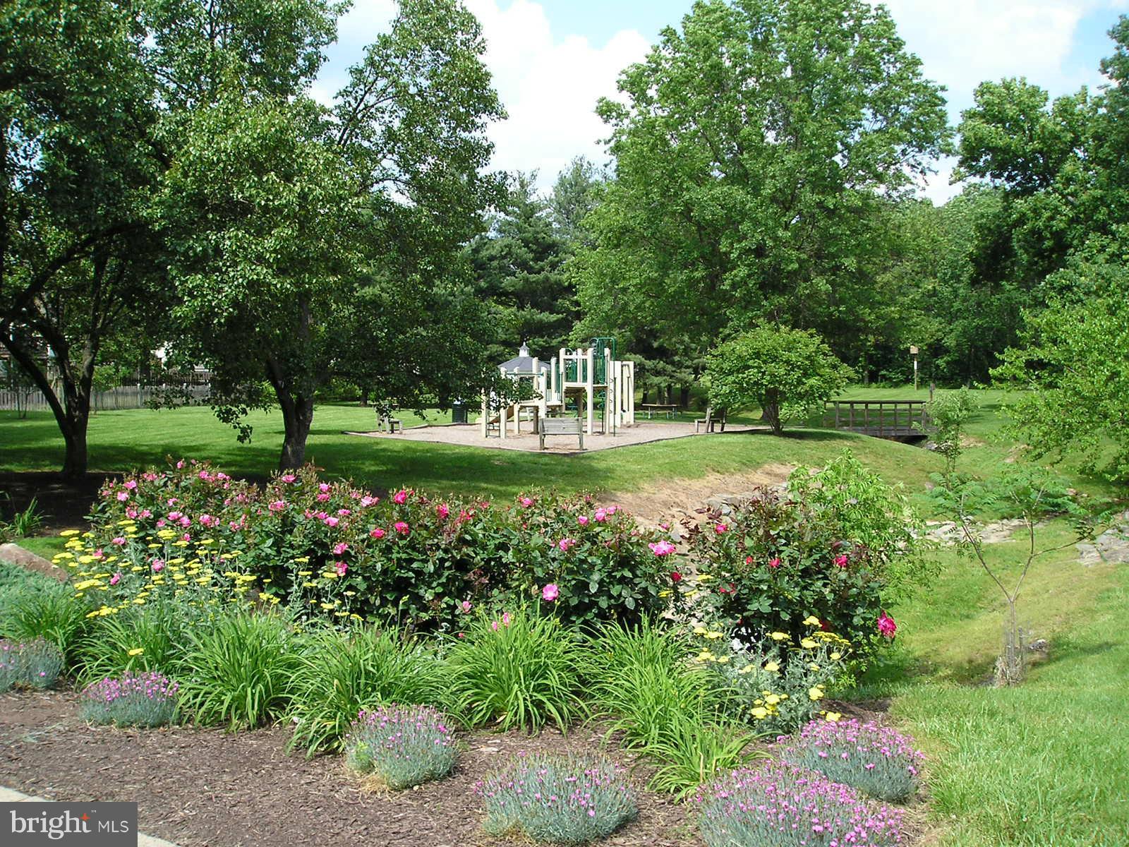 FOX MILL ESTATES - Residential Lease